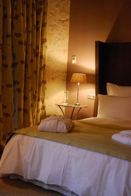 Hotel Coté Parc Rémalard Habitación foto